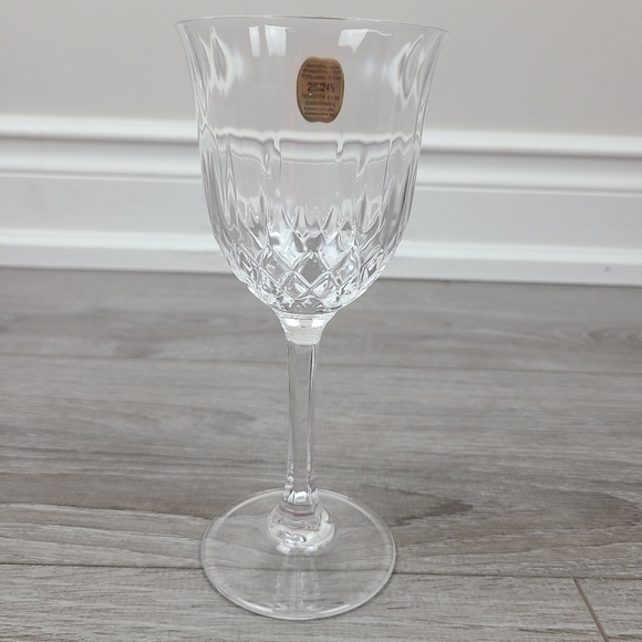 San Remo Set of 4 Italian Capri Crystal Wine Glasses Stemware - Picture 10 of 16